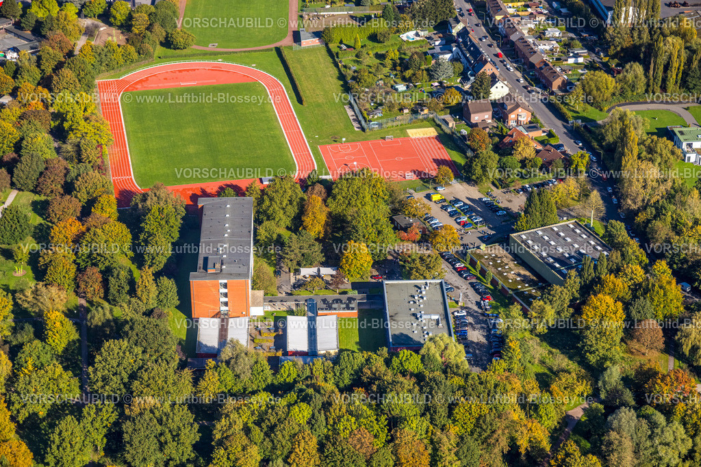 Hamm241007398 | Luftbild, Elisabeth-Lüders Berufskollegund angrenzender Bundessportplatz im Friedrich-Ebert-Park, Parkplätze, Mitte, Hamm, Ruhrgebiet, Nordrhein-Westfalen, Deutschland