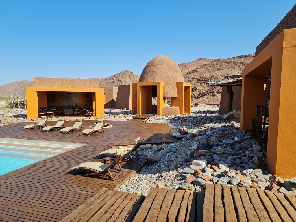 Cubism and Easter egg | Hotel in Namibia - Realisiert mit Pictrs.com