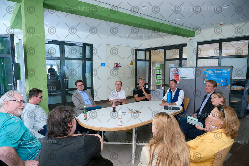 268_202509_EmployerBranding_NZ9_1859 | proPHOTO - Realisiert mit Pictrs.com
