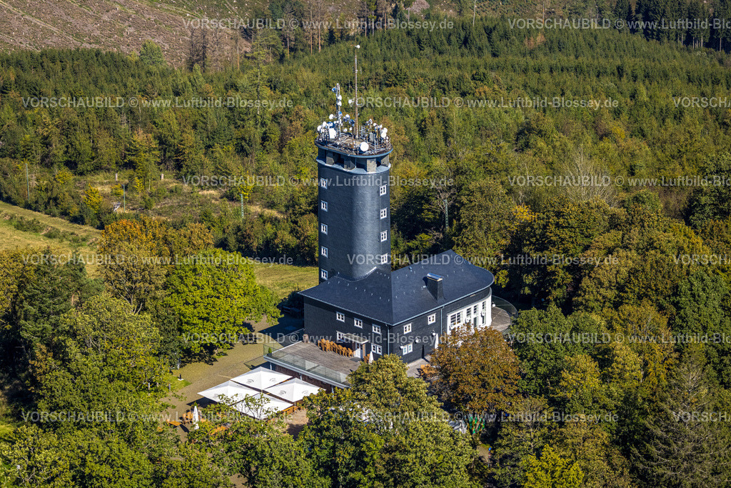 Lennestadt230910181HoheBracht | Luftbild, Hohe Bracht CafÃƒÆ’Ã†â€™Ãƒâ€ Ã¢â‚¬â„¢ÃƒÆ’Ã¢â‚¬Å¡Ãƒâ€šÃ‚Â© und Aussichtsturm, Bilstein, Lennestadt, Sauerland, Nordrhein-Westfalen, Deutschland