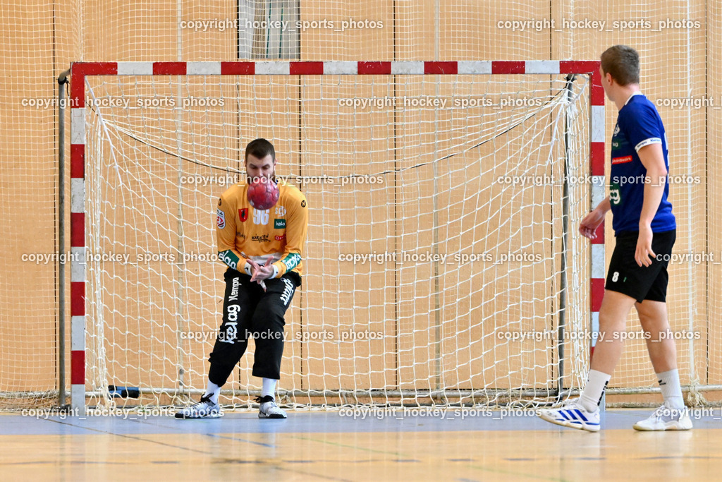 SC Ferlach vs. roomz JAGS Vöslau | #96 KONECNY Micha Martin SC Ferlach, #8 KNAPP Simon SC Ferlach, SC Ferlach vs. roomz JAGS Vöslau, SC Ferlach vs. roomz JAGS Vöslau am 08.11.2025 in Ferlach (Ballspielhalle Ferlach), Austria, (Photo by Bernd Stefan)