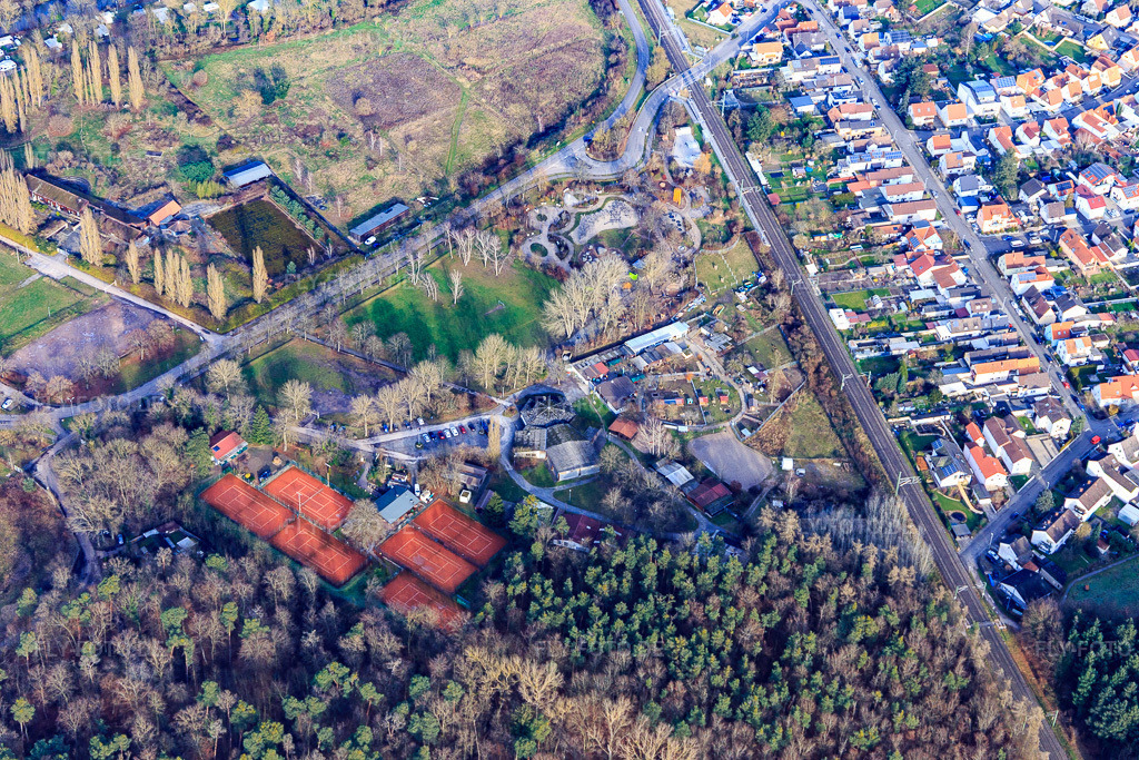 Luftbild: Tennisclub in Rülzheim im Bundesland Rheinland-Pfalz in Deutschland. Foto: IMG_145110.jpg vom 04.01.2025 durch Werner Riehm/FLY-FOTO.de