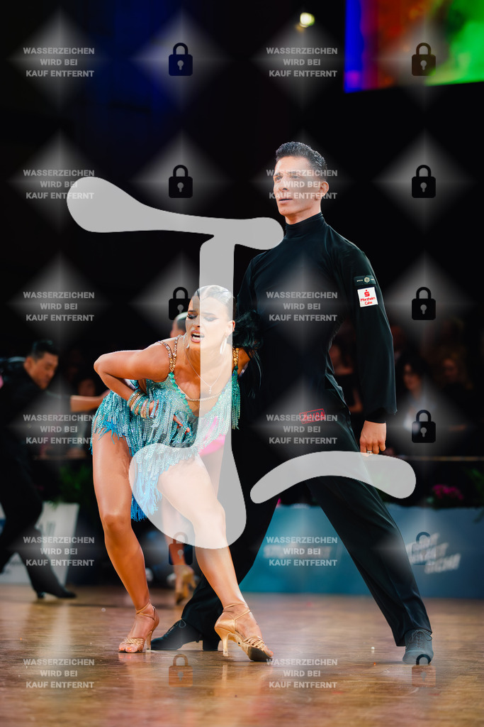 GOC 2025 - WDSF GrandSlam Latin 10-11th (40) Razvan Dumitrescu _ Jacqueline Joos (Germany)-2025-08-23-4926 | Webshop for digital downloads and prints of dance sport, event & show photographer Julian Link - Realisiert mit Pictrs.com