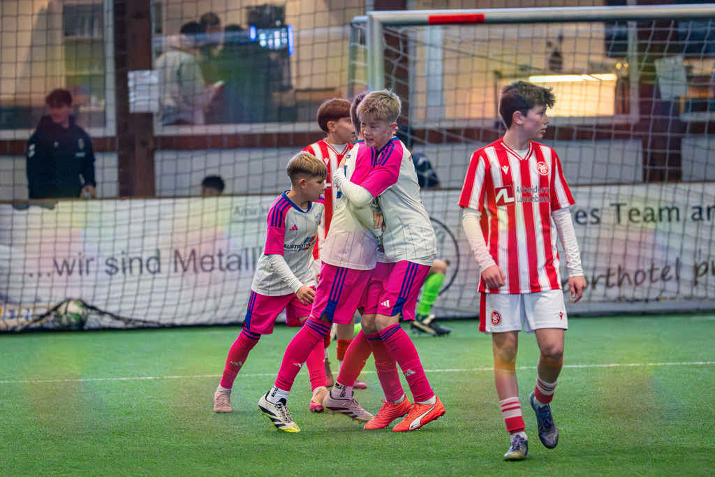blr.pics-203 | Professionelle Fußball- und Sportfotografie. Spielbilder online ansehen und kaufen – Einzelbilder oder komplette Galerien in hoher Qualität. - Realisiert mit Pictrs.com