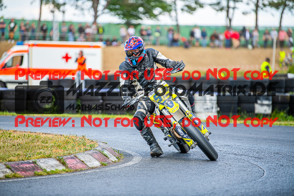 MaZZes_FotoMatrix_220528_4777 | Fotograf Mathias Schmid
Sportfotograf,
Eventfotograf,
Hochzeitsfotograf,
Portraitfotograf