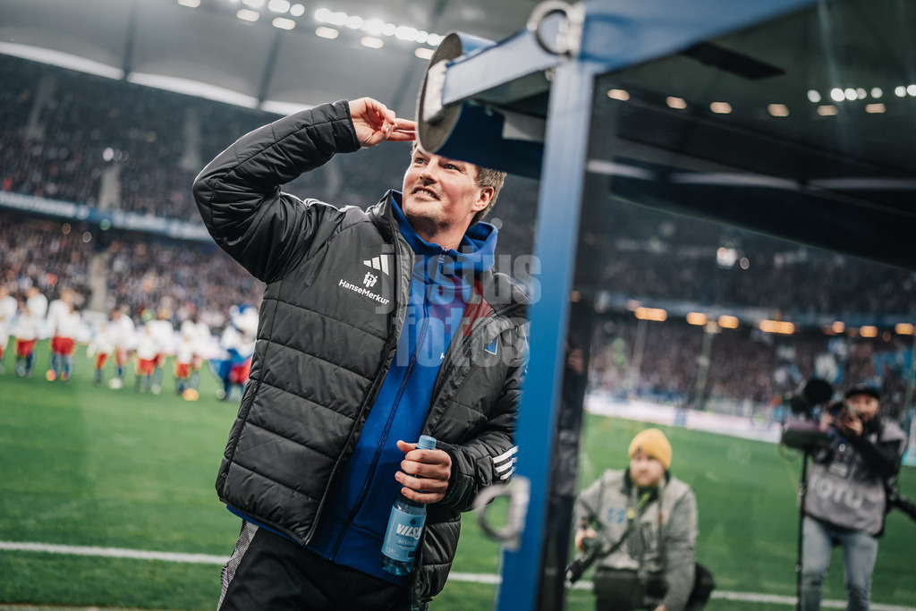 Fußball | Männer | Saison 2024/2025 | 2. Fußball-Bundesliga | 15. Spieltag | Hamburger SV vs. SV Darmstadt 98 | 08.12.2024 | Trainer Merlin Polzin (HSV)