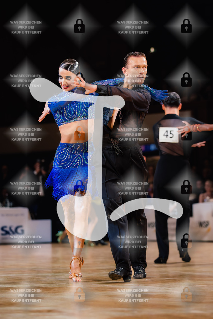 Goldstadtpokal 2025 - WDSF World Open Latin 10th (40) Vladyslav Stepurko _ Daiana Vasiutiak (Ukraine)-2025-01-25-0059 | Webshop for digital downloads and prints of dance sport, event & show photographer Julian Link - Realisiert mit Pictrs.com