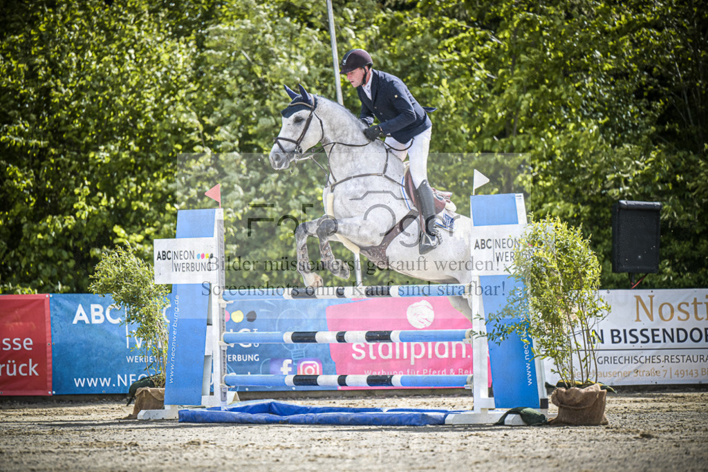 DOS_7486 | Entdecke hochwertige Reitturnierfotos von Foto Oger. Professionell, emotional und authentisch – jetzt Lieblingsmomente im Shop bestellen.Deutschlandweite Turnierfotografie. - Realisiert mit Pictrs.com