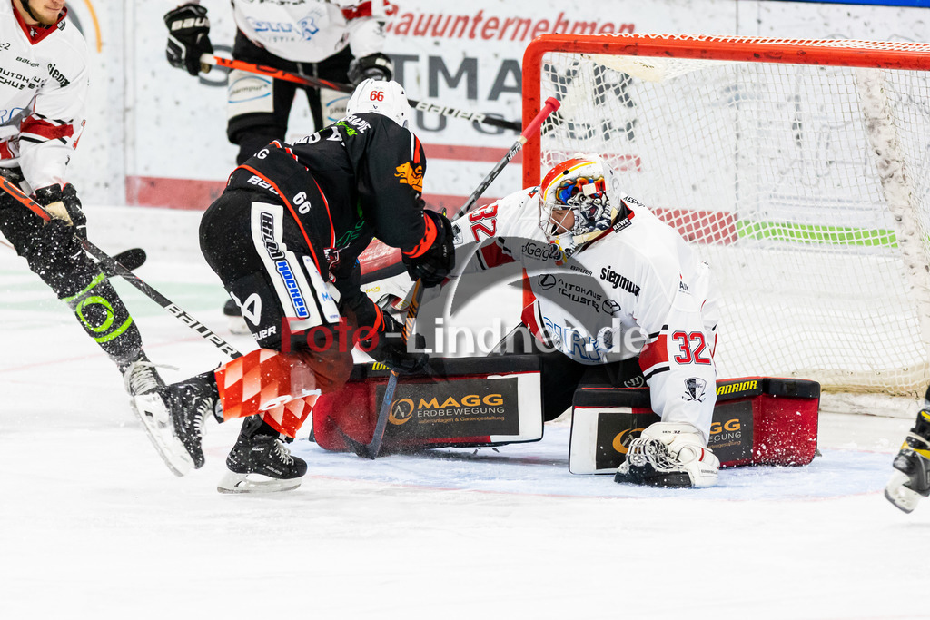 Miners Peißenberg gegen Königsbrunn in der Bayernliga am 21.10.22 in Peißenberg | Miners Peißenberg gegen Königsbrunn in der Bayernliga am 21.10.22 in Peißenberg