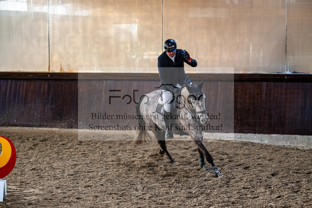 20240308-DOS_2731 | Entdecke hochwertige Reitturnierfotos von Foto Oger. Professionell, emotional und authentisch – jetzt Lieblingsmomente im Shop bestellen.Deutschlandweite Turnierfotografie. - Realisiert mit Pictrs.com