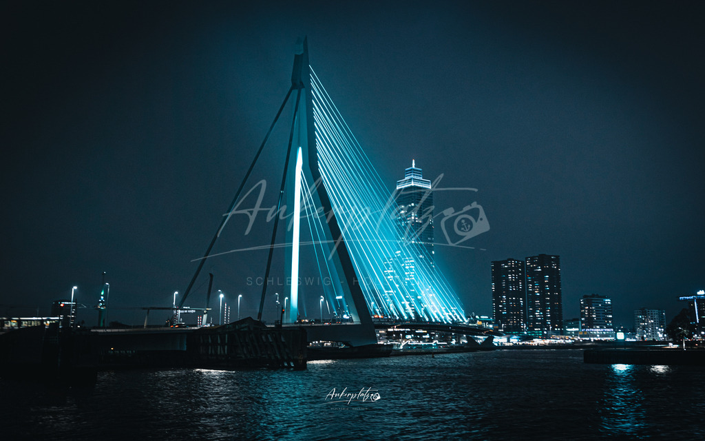 Erasmusbrücke. Holland | ankerplatz-schleswig-holstein - Realisiert mit Pictrs.com