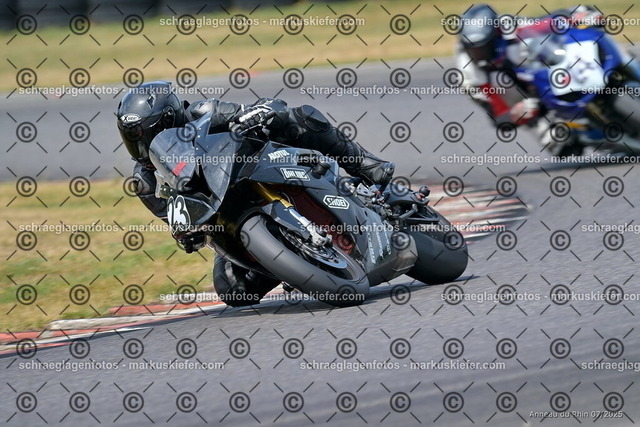 25bt04-1635 | markuskiefer.com - Realisiert mit Pictrs.com