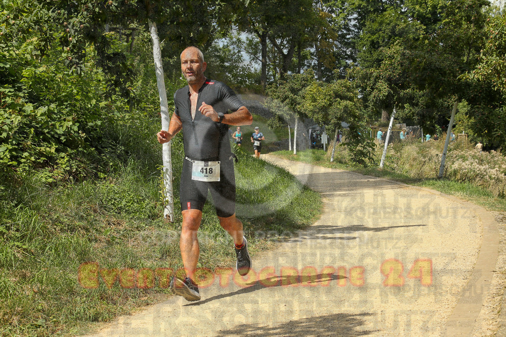 250824_1337_EX1_3036 | Sportfotografie im Rhein-Sieg Kreis, Köln, Bonn, NRW, Rheinland Pfalz, Hessen, etc. Unser Tätigkeitsfeld umfasst den Laufsport vom Volkslauf über den Marathon, Duathlon, Triathon bis zum Ultralauf wie Kölnpfad Ultra oder Schindertrail.