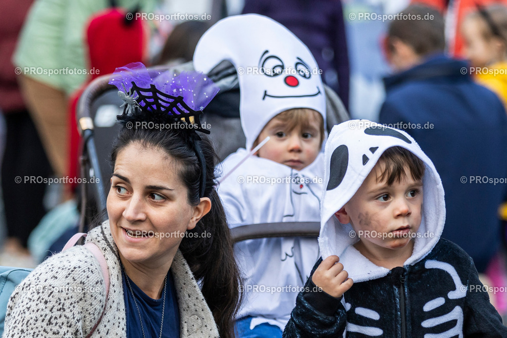 Sparda-Bank Halloween-Run Koeln 2023, 31.10.2023, Forstbotanischer Garten Rodenkirchen, Koeln | Impressionen vom Sparda-Bank Halloween-Run Koeln 2023, 31.10.2023, Forstbotanischer Garten Rodenkirchen, Koeln