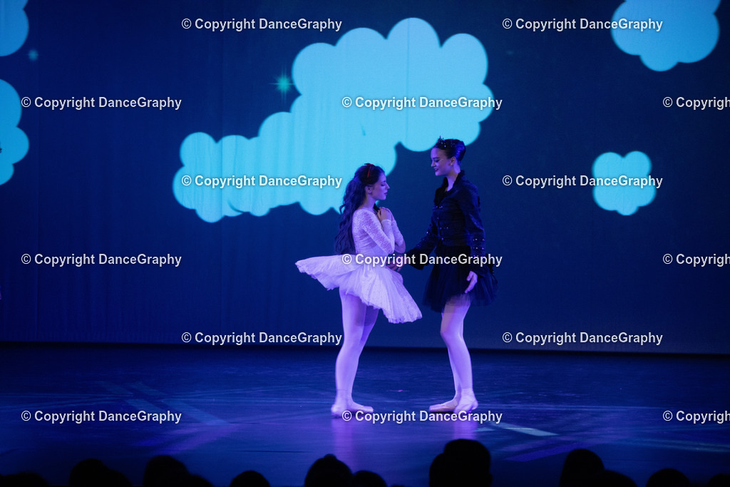 GPHY2420 | DanceGraphy - Realisiert mit Pictrs.com