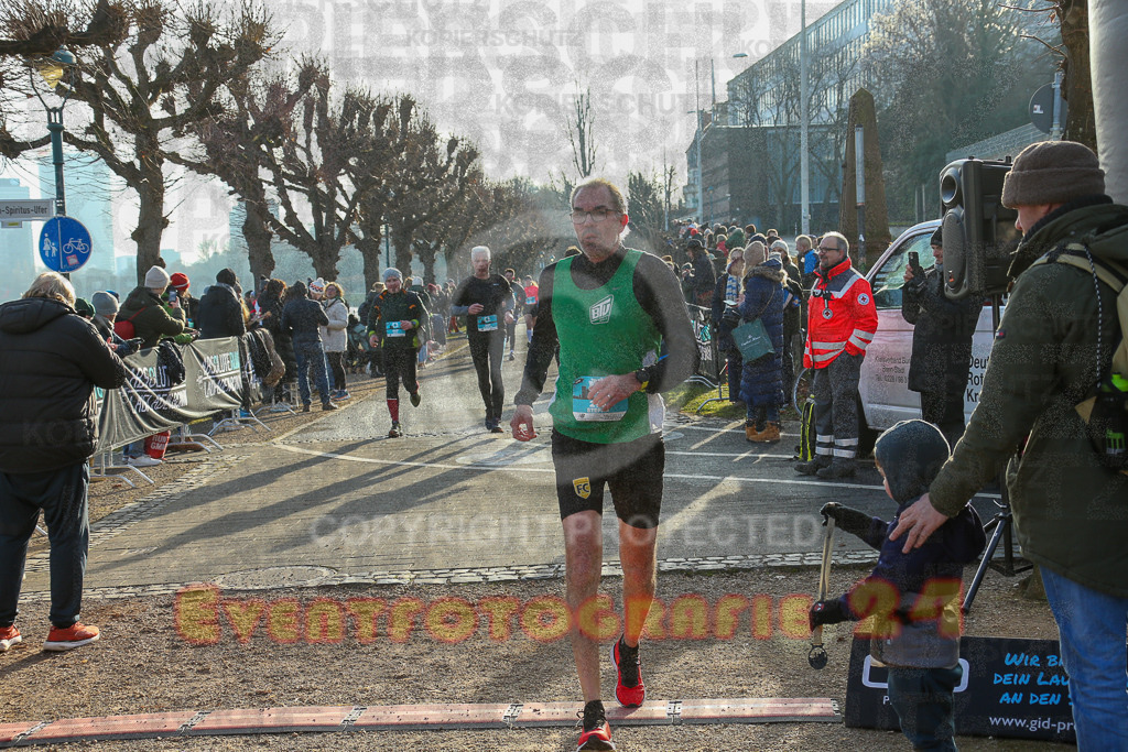 241231_1202_EX1_3586 | Sportfotografie im Rhein-Sieg Kreis, Köln, Bonn, NRW, Rheinland Pfalz, Hessen, etc. Unser Tätigkeitsfeld umfasst den Laufsport vom Volkslauf über den Marathon, Duathlon, Triathon bis zum Ultralauf wie Kölnpfad Ultra oder Schindertrail.