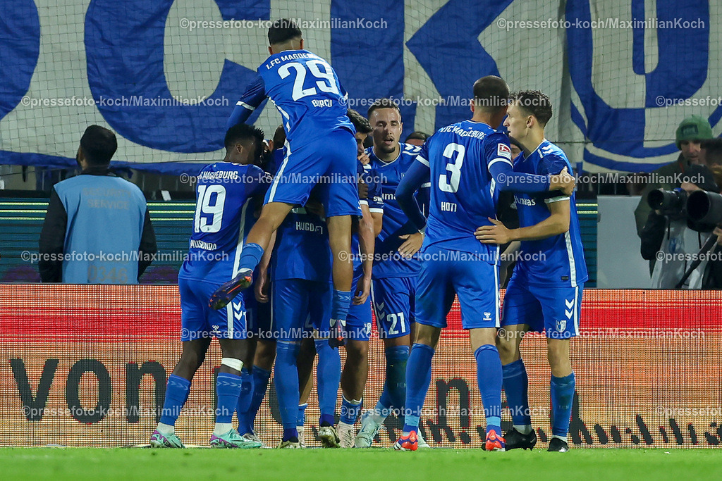 Koe14092402194 | 14.09.2024, 2. Fußball Bundesliga, 1. FC Köln - 1. FC Magdeburg, RheinEnergieSTADION, Saison 2024 2025: Torjubel nach dem 2:1 durch Jean Hugonet (1.FC Magdeburg #24)DFB regulations prohibit any use of photographs as image sequences and or quasi-video.