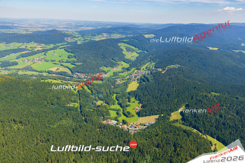 Höllhöhe Neukirchen beim Heiligen Blut Bild- Das Luftbild wurde 2025 vom UL-Flugzeug heraus erstellt ( keine Drohnen Bilder! ) - Hochauflösende Luftaufnahme -Nicht vergleichbar mit Google Maps oder Satelittenbilder- Die Geschenkidee !Mit Lizenz und Bildrechte bestellbar