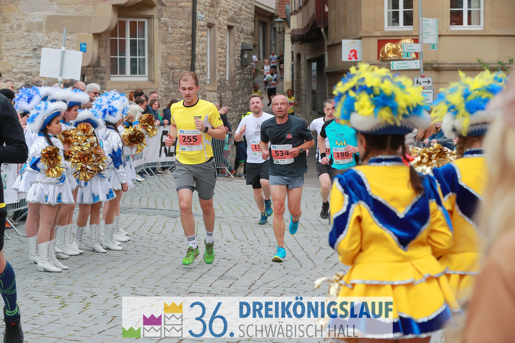 VR Bank Hauptlauf 10km | 3königslauf 2022 VR Bank Hauptlauf - Realisiert mit Pictrs.com