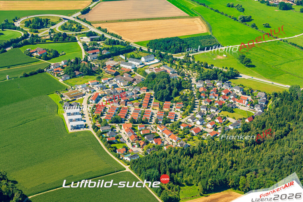 Luftbild Vs Google Maps  Achldorf  Vilsbiburg -Das Luftbild wurde 2025 vom UL-Flugzeug heraus erstellt ( keine Drohne ) - Hochauflösende Luftaufnahme -Nicht vergleichbar mit Google Maps oder Satelittenbilder- Die Geschenkidee !Mit Lizenz und Bildrechte bestellbar