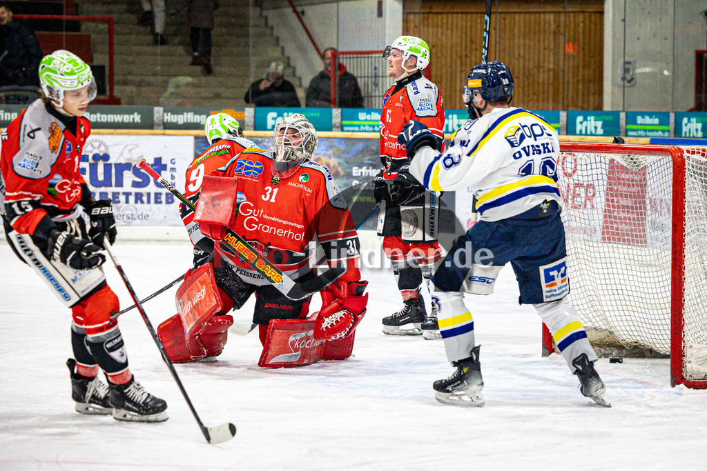 TSV Peißenberg MINERS gegen EHC Waldkraiburg DIE LÖWEN | Eishockey Bayernliga Herren Vorrunde 2024/25, TSV Peißenberg MINERS gegen EHC Waldkraiburg DIE LÖWEN, 20250124,Gegentreffer, Tor Waldkraiburg,2025-01-24 in Peißenberg (Eisstadion Peißenberg)Korbinian SERTL (MINERS Goali 31)Copyright: WolfgangxLindner foto-lindner.de