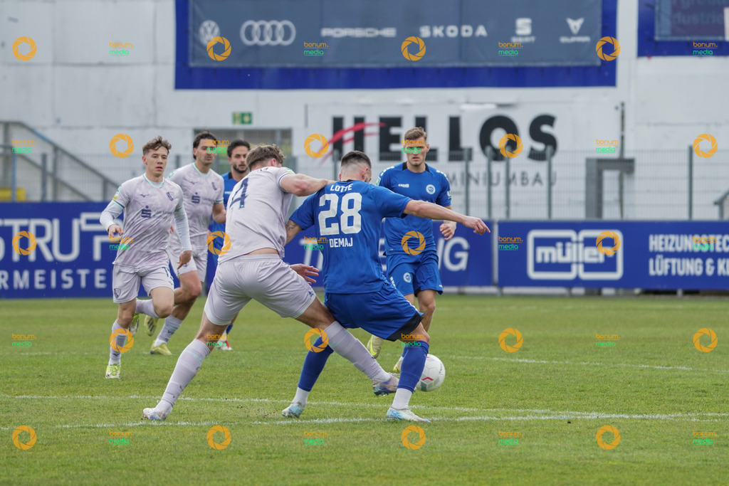 VfL Sportsfreunde Lotte vs. VfL Bochum II U23 - Regionalliga West - 28. Spieltag 2026 | Leon Demaj, 28Daniel Hendrik Hülsenbusch, 4 - Realisiert mit Pictrs.com