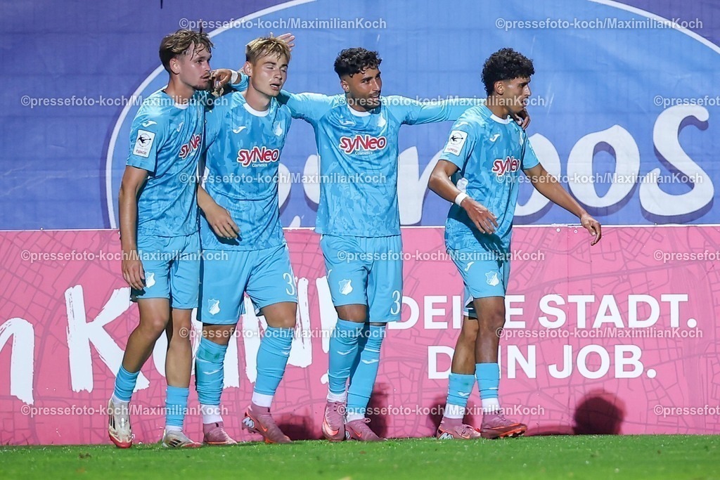 FCVK16092501168 | 16.09.2025, Fußball, FC Viktoria Köln – TSG 1899 Hoffenheim II, 3.Liga, Sportpark Höhenberg, Saison 2025 2026: Torjubel nach dem Tor zum 1:1 Ausgleich durch Torschütze Ayoube Amaimouni-Echghouyab&nbsp;(Hoffenheim II #07)  zusammen mit   Nader Jindaoui&nbsp;(Hoffenheim II #30) DFB regulations prohibit any use of photographs as image sequences and or quasi-video.
