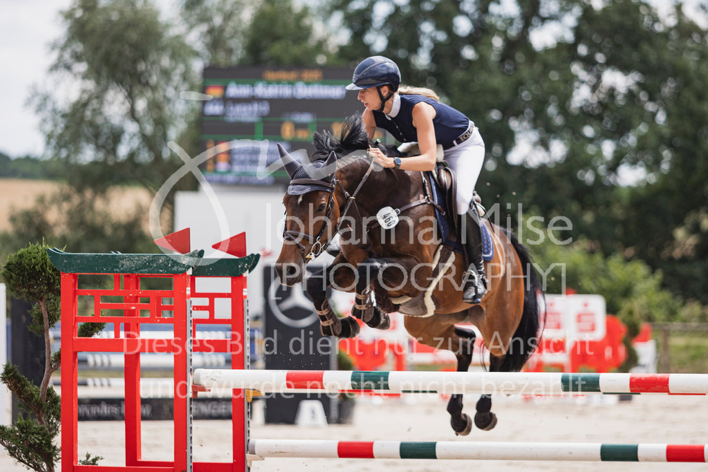 250629_PfSpTa_2Ph-M1-718 | Deine schönsten Turniermomente als professionelle Fotos! Entdecke hochwertige Pferdesport-Fotografie im Online-Shop. Jetzt Fotos finden & bestellen!