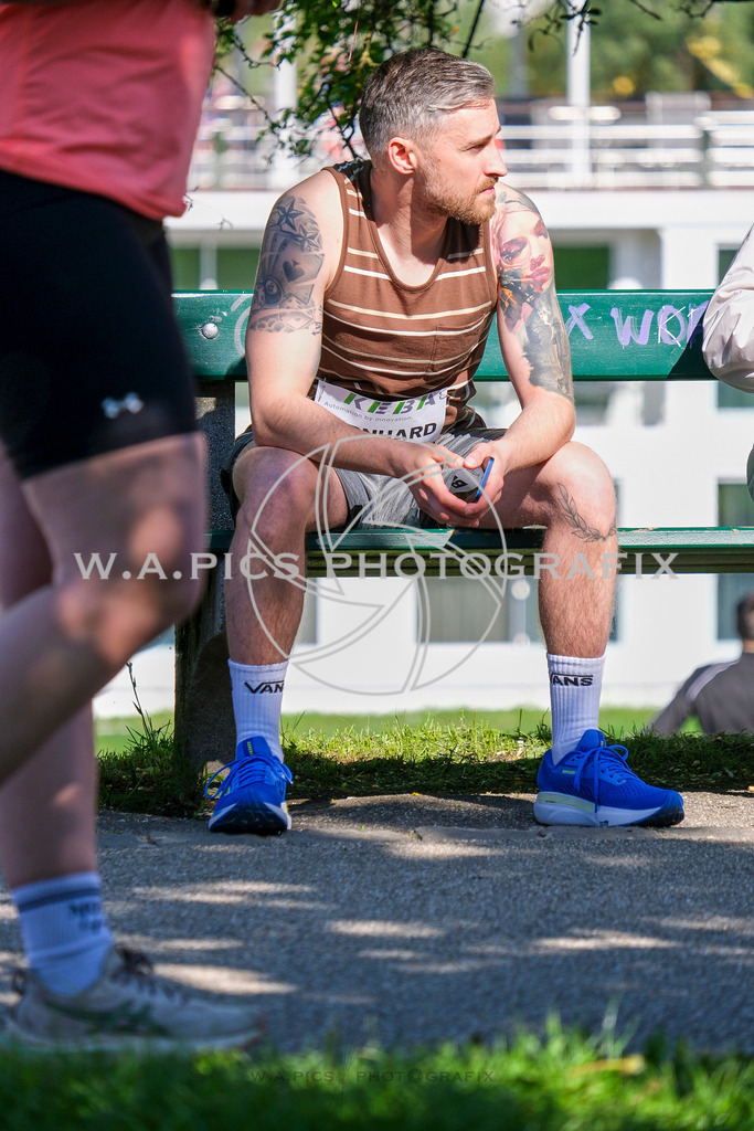 ..... | LINZ,AUSTRIA,27.April 24, Int. 3 Brückenlauf Linz  , Image shows: Photo: WAPICS / Michael ring