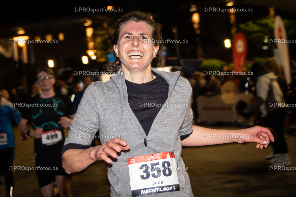 23. ASV Nachtlauf; Koeln, 13.05.26 | Impressionen vom 23. ASV Nachtlauf am 13.05.26 am Tanzbrunnen in Koeln. Foto: BEAUTIFUL SPORTS/Axel Kohring