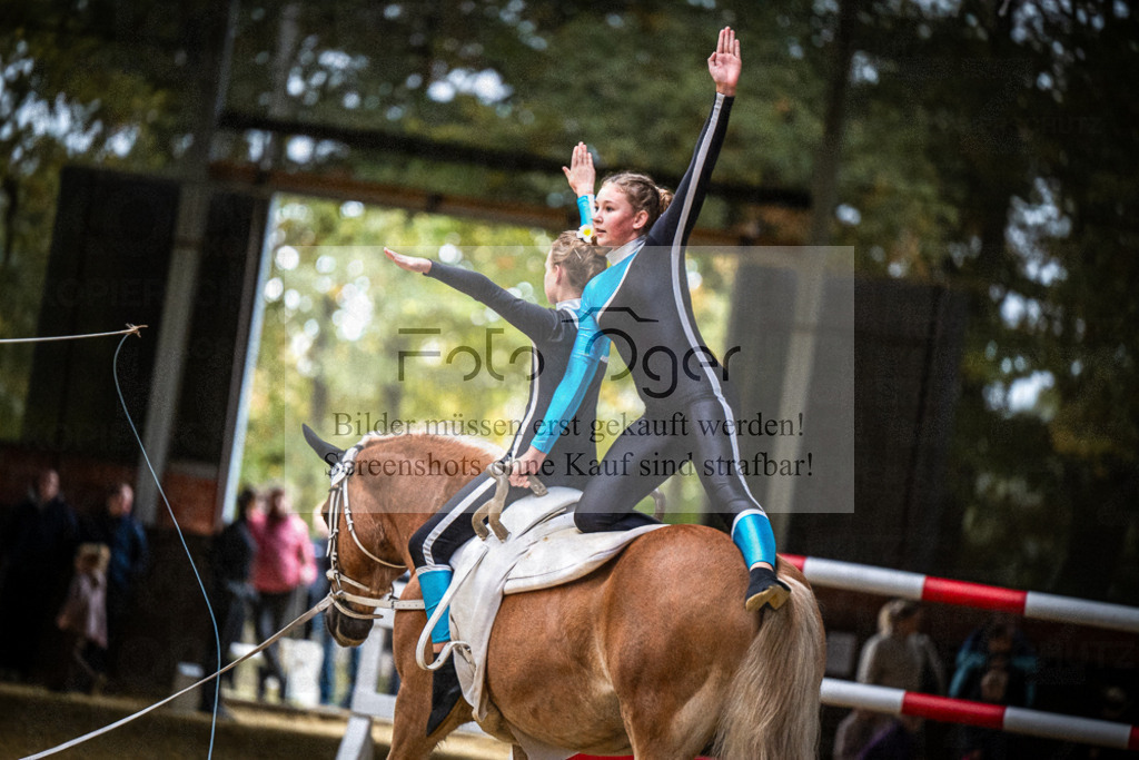 DOS_0276 | Entdecke hochwertige Reitturnierfotos von Foto Oger. Professionell, emotional und authentisch – jetzt Lieblingsmomente im Shop bestellen.Deutschlandweite Turnierfotografie. - Realisiert mit Pictrs.com