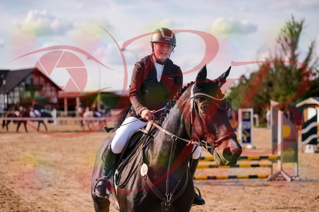 2026_10_03_Siefer-Hof_154234_Z81_60210087 | Professionelle Reitsport-, Turnier- und Eventfotografie von Robert Broda. Galerien mit ausgewählten und bearbeiteten Bildern direkt online ansehen und bestellen.