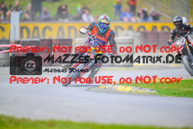 MaZZes_Fotomatrix_20250503_6007705_8319 | UE40