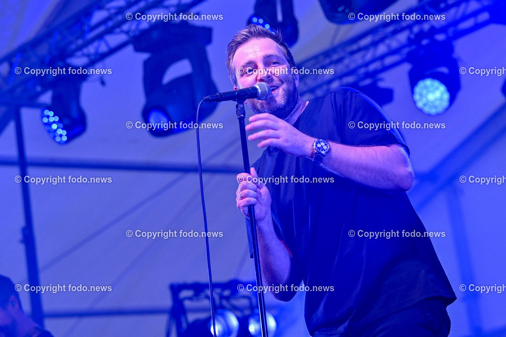 Schloss Eggenberg Josh_ 24.06.2023-29 | 24.06.2023, Eggenberg, AUT, Brauereifest 2023, im Bild Josh in Concert auf Schloss Eggenberg