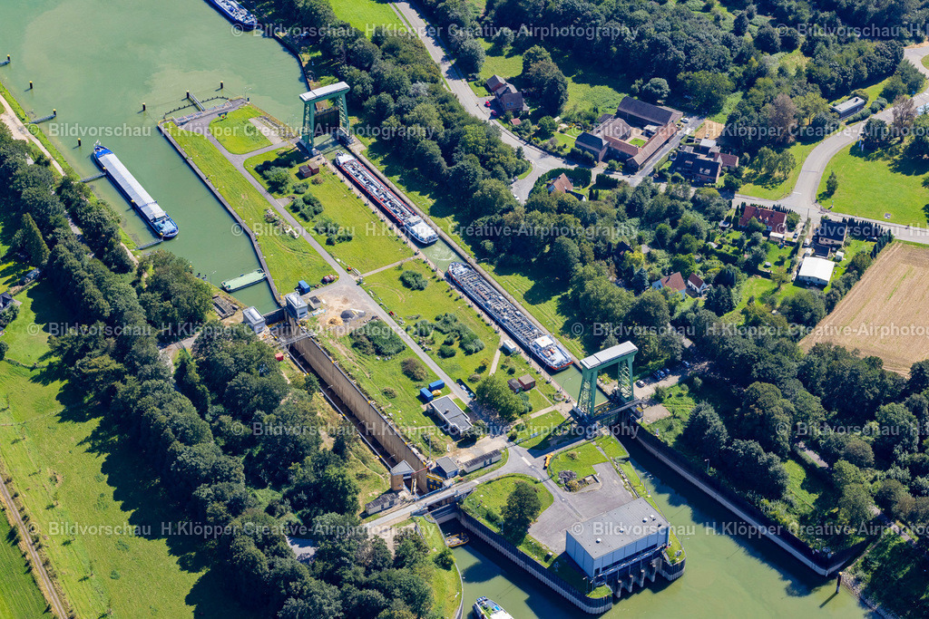 Luftbilder Wesel 439A3236-2 | Luftbildfotografie und Luftbildfotograf Hermann Klöpper - Realized with Pictrs.com