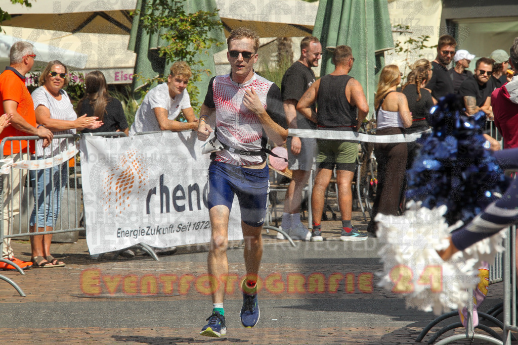 250824_1506_EV4_2641 | Sportfotografie im Rhein-Sieg Kreis, Köln, Bonn, NRW, Rheinland Pfalz, Hessen, etc. Unser Tätigkeitsfeld umfasst den Laufsport vom Volkslauf über den Marathon, Duathlon, Triathon bis zum Ultralauf wie Kölnpfad Ultra oder Schindertrail.