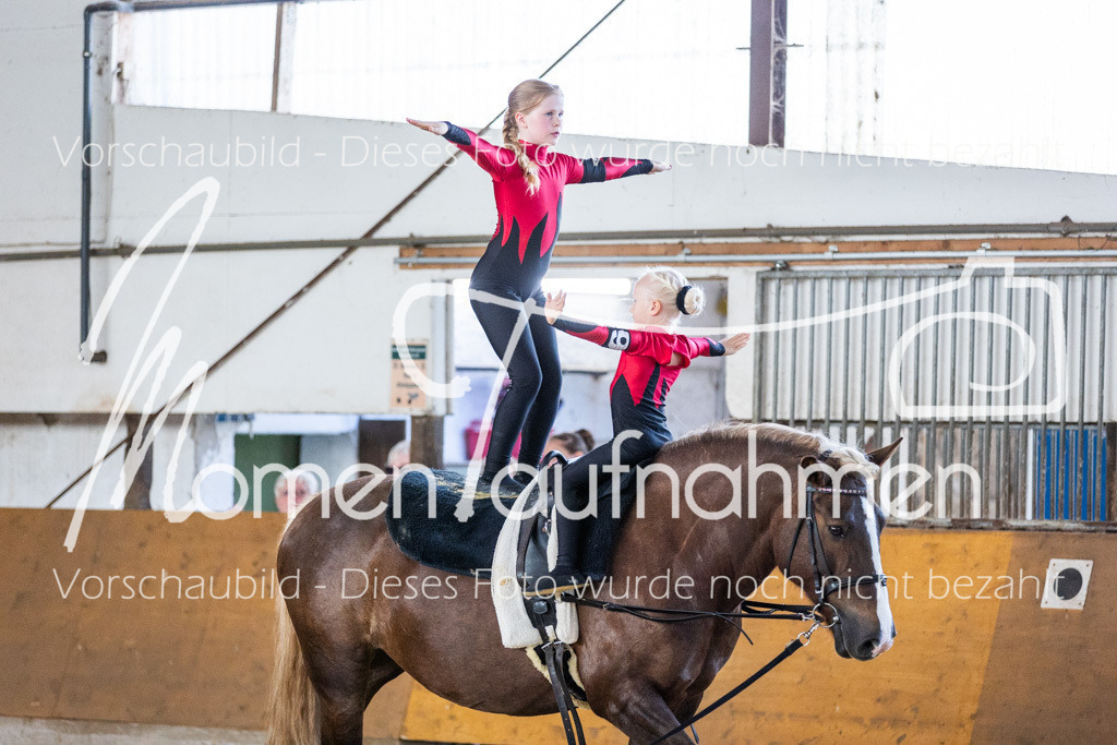 SS-Maxi-192 | MomenTaufnahmen Pferdesportfotos