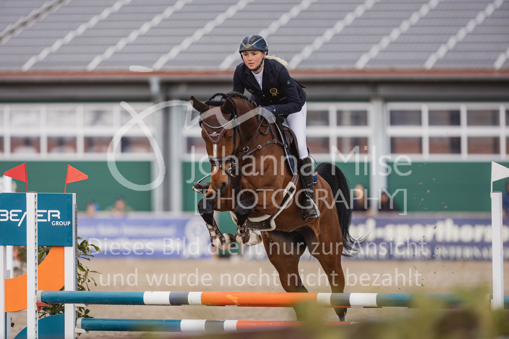 230411_Mühlen_02SprPf-A-282 | Deine schönsten Turniermomente als professionelle Fotos! Entdecke hochwertige Pferdesport-Fotografie im Online-Shop. Jetzt Fotos finden & bestellen!