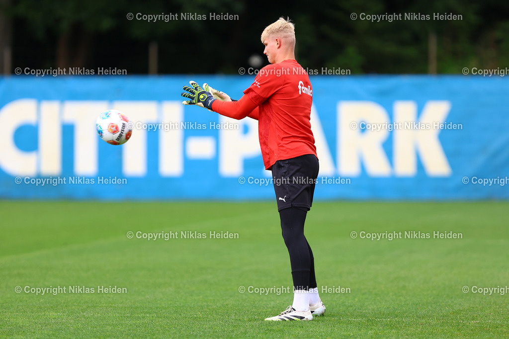 NH_HolsteinKiel_Training_22072025 | #41 Lio Rothenhagen (Holstein Kiel)Fußball I Herren I Training I Saison 2025-2026 I Holstein Kiel I 22.07.2025 I Citti-Fußballpark