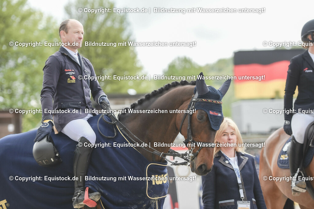 20230514_CCI4_Springen_0468 | equistock