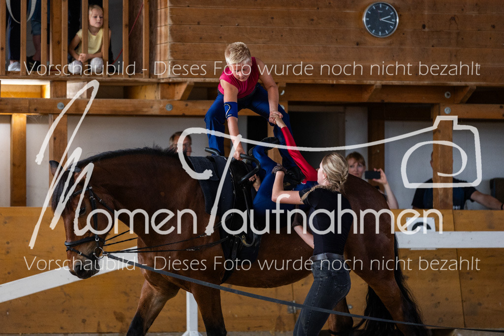 SS-Maxi-131 | MomenTaufnahmen Pferdesportfotos