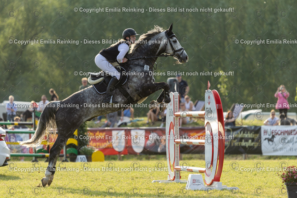 CL5A1232 | Emilia Reinking Fotografie - Realisiert mit Pictrs.com