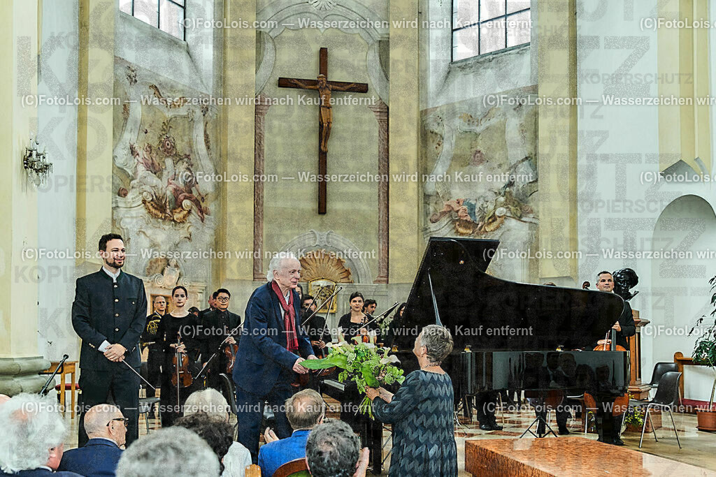 ALS0353_XXXIX-Chopin-Festival_Camerata Mozartiana_Olejniczak | (C)FotoLois.com, Alois Spandl, Eröffnungskonzert in der Kartausenkirche mit Camerata Mozartiana unter Dirigent Daniel Auner, Janusz Olejniczak (Klavier), Natalia Rehling (Klavier), Kompnistin Johanna Doderer und Ingolf Wunder (Klavier), Fr 4. August 2023  . August 2023.