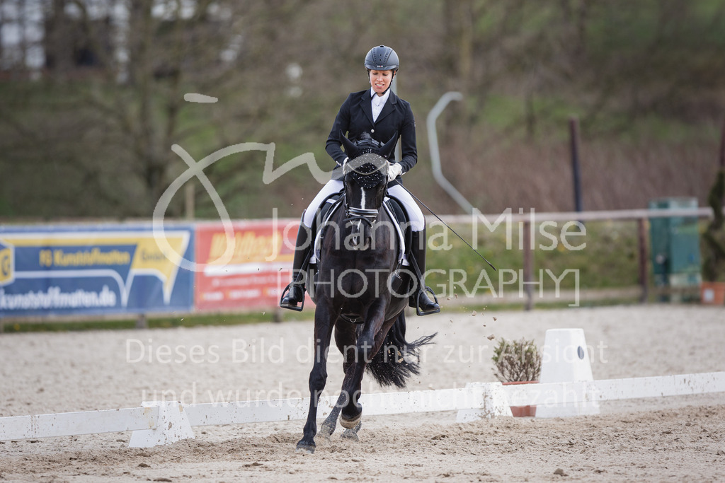 230410_Frühlingsfest_Dressurreiter-L-643 | Deine schönsten Turniermomente als professionelle Fotos! Entdecke hochwertige Pferdesport-Fotografie im Online-Shop. Jetzt Fotos finden & bestellen!