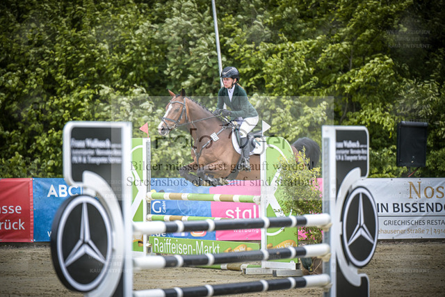 DOS_1717 | Entdecke hochwertige Reitturnierfotos von Foto Oger. Professionell, emotional und authentisch – jetzt Lieblingsmomente im Shop bestellen. - Realized with Pictrs.com