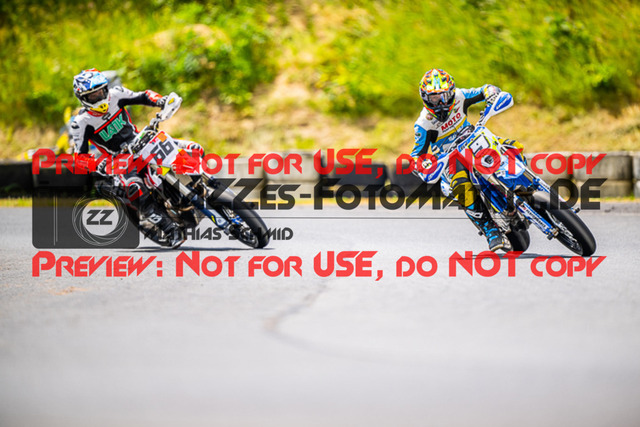 MaZZes_FotoMatrix_220528_0449 | Fotograf Mathias Schmid
Sportfotograf,
Eventfotograf,
Hochzeitsfotograf,
Portraitfotograf