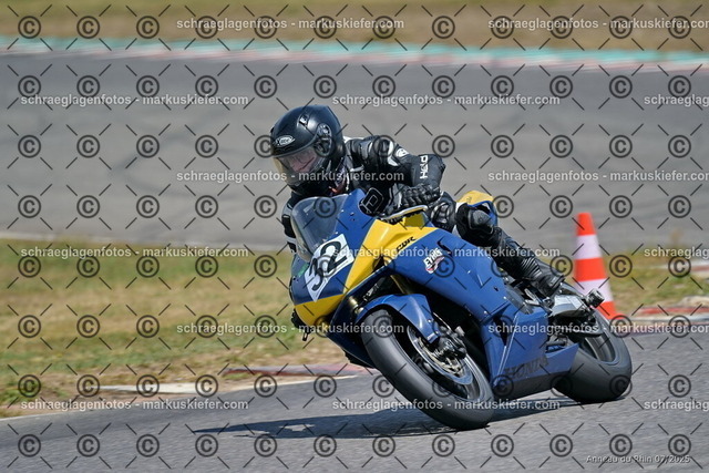 25bt04-1199 | markuskiefer.com - Realisiert mit Pictrs.com