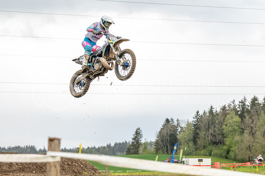 Motocross Schlatt bei Winterthur - 30. April 2022 | Motocross Schlatt bei Winterthur
MC Wila, Schlatt bei Winterthur
Bild: Sportfotografie Markus Aeschimann | www.markus-aeschimann.ch - Realisiert mit Pictrs.com