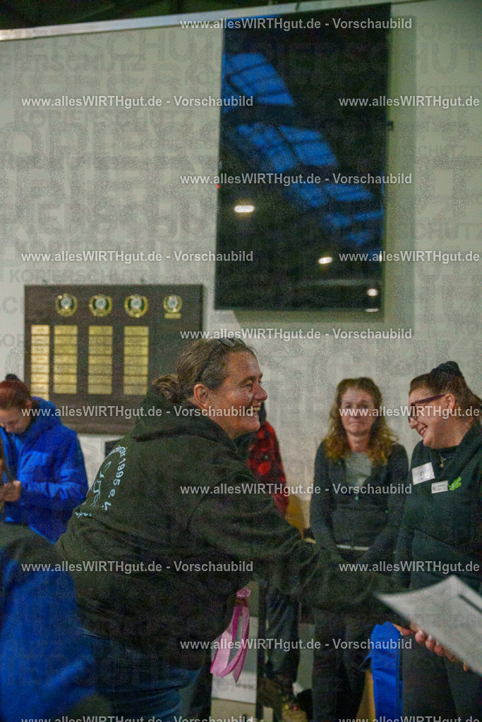 7R509269 | Professionelle Tierfotografie in Mönchengladbach von Daniel Wirth (allesWIRTHgut). Liebevolle & natürliche Bilder von Hunden & Katzen für unvergessliche Erinnerungen.