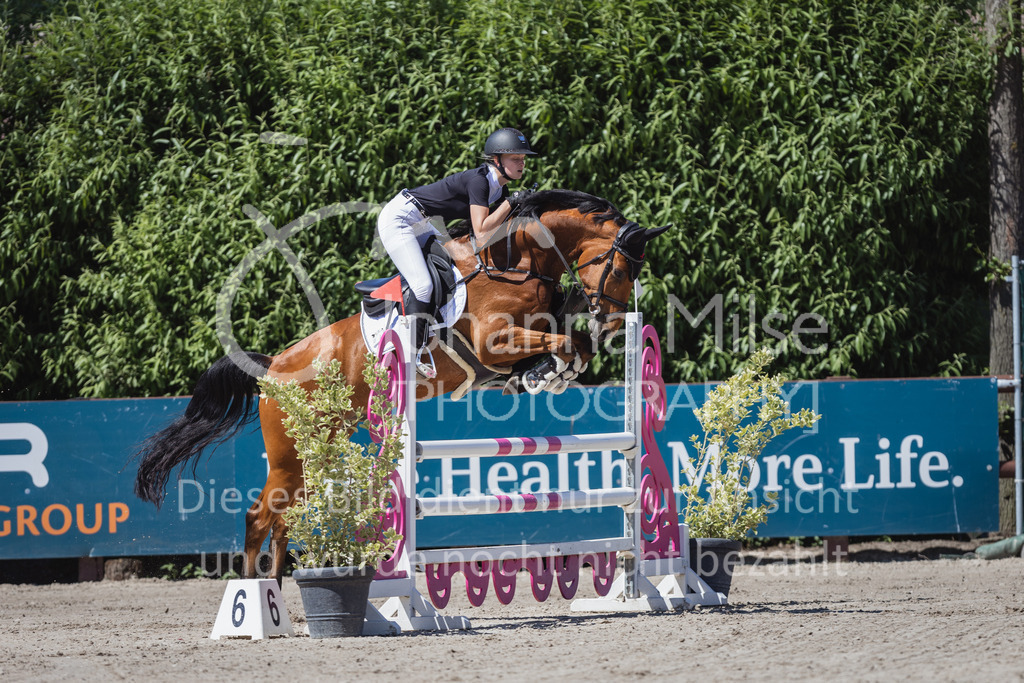 230610_Mühlen_A-Spr2-710 | Deine schönsten Turniermomente als professionelle Fotos! Entdecke hochwertige Pferdesport-Fotografie im Online-Shop. Jetzt Fotos finden & bestellen!